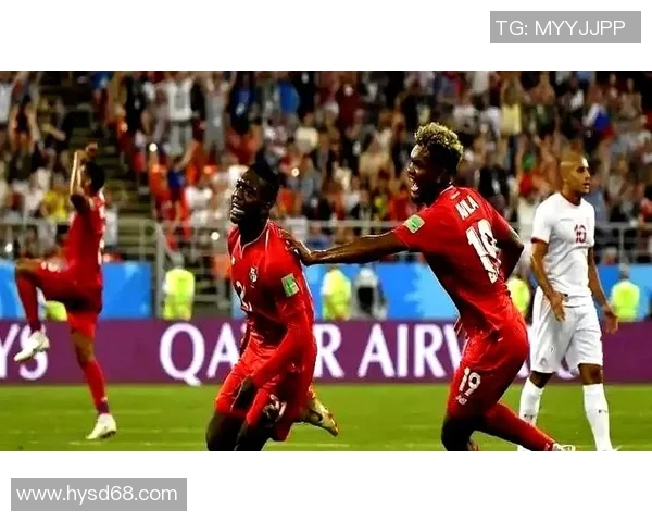 首回合曼联与巴黎激战正酣谁能在欧冠赛场上笑到最后