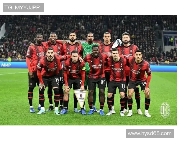 AC米兰迎战克拉约瓦全力争胜展现球队实力与风采